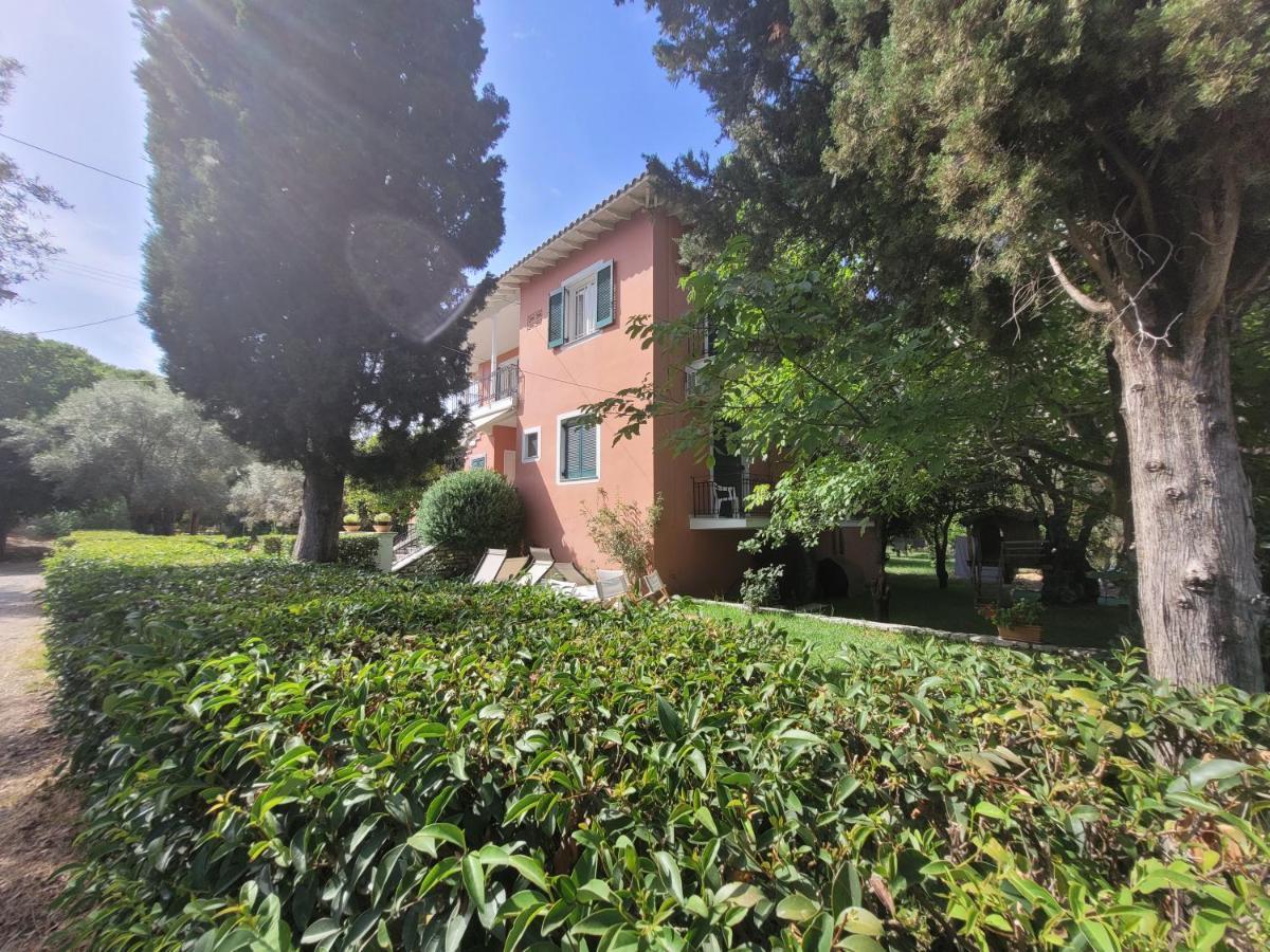 Villa Petros Nidhrion Exteriör bild