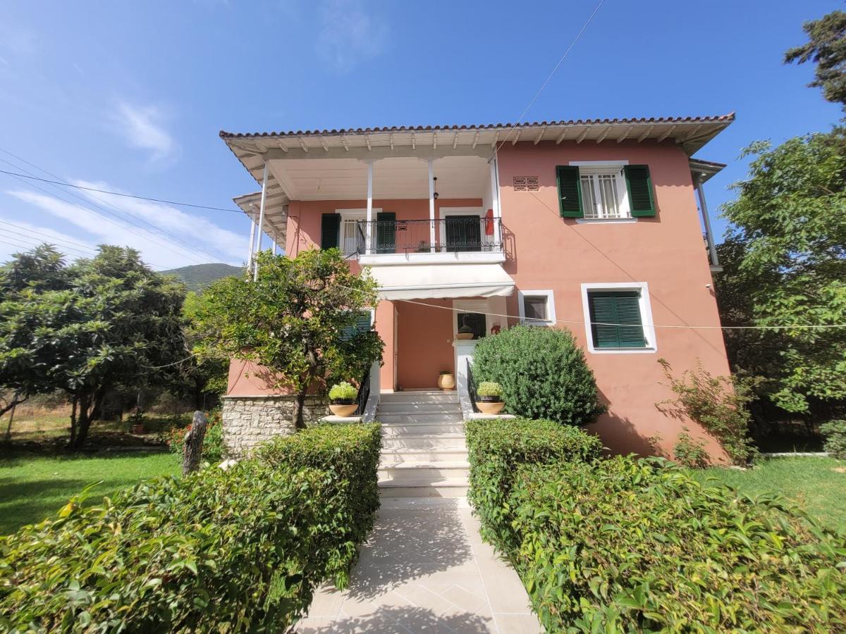 Villa Petros Nidhrion Exteriör bild